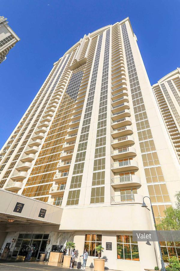 The Liberace Aparthotel Las Vegas Exterior photo